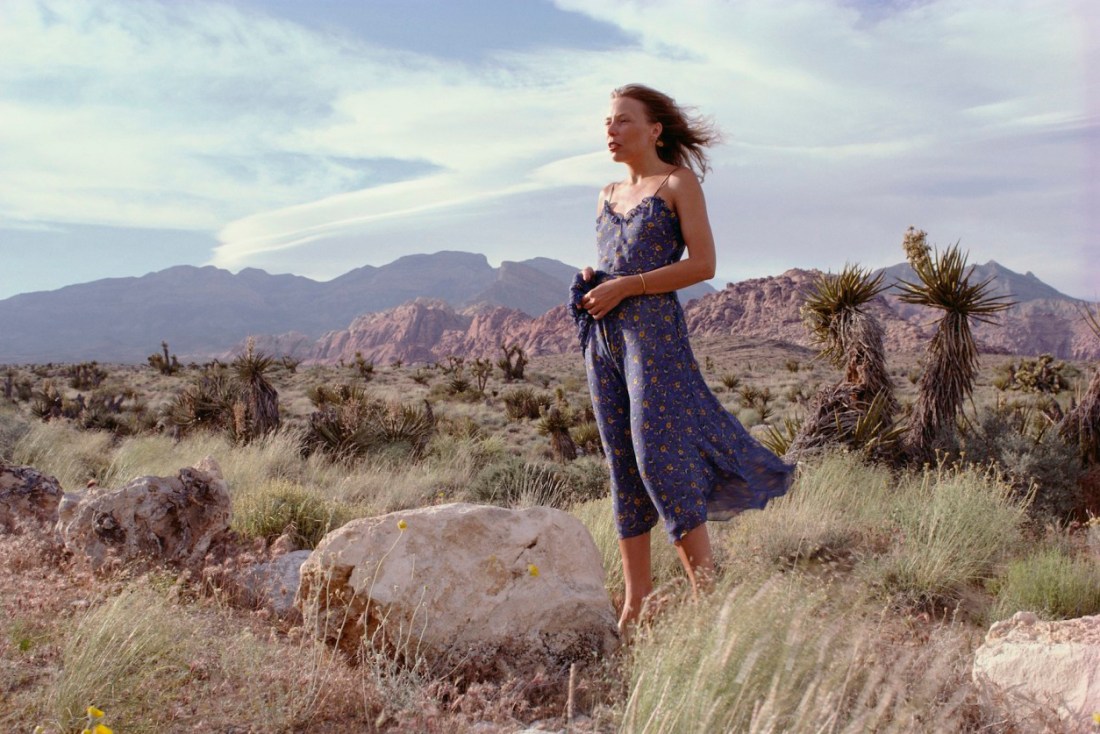 joni-mitchell-standing-in-a-desert-1978-photo-henry-diltzcorbis.jpg