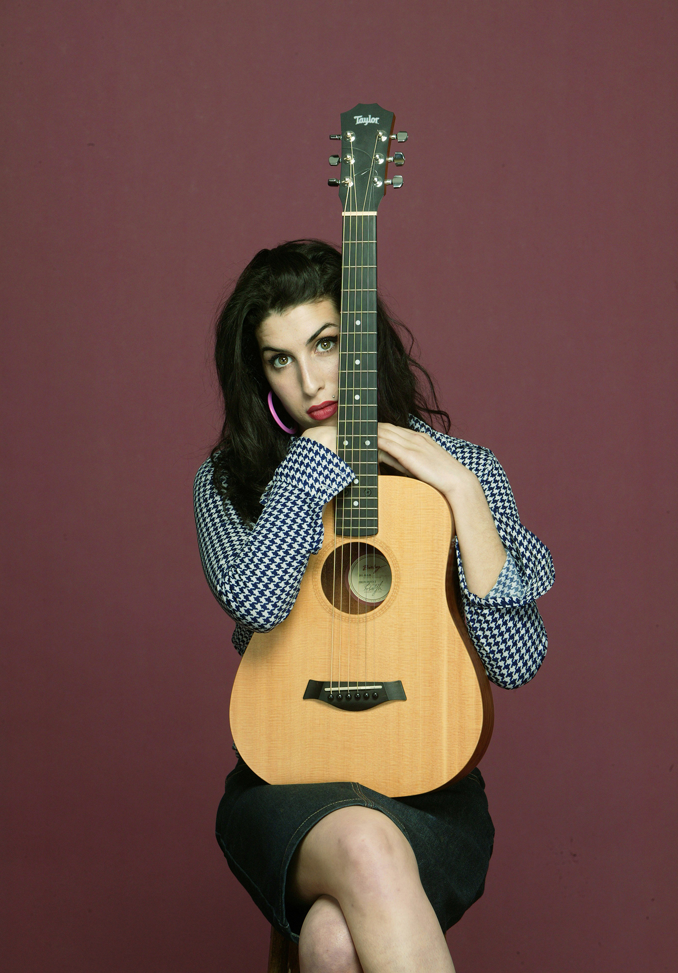 amy-winehouse-2004-photo-murdo-macleod.jpg