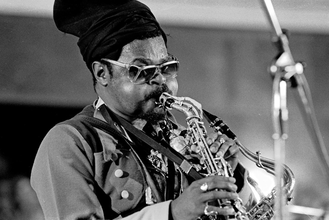 rahsan-roland-kirk-live-im-groc39fen-sedesaal-des-ndr-hamburg-1972-photo-heinrich-klaffs-album-a.jpg